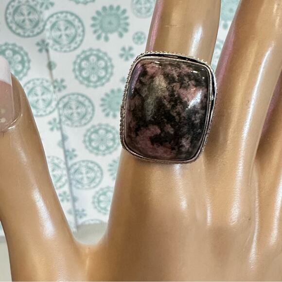 Rhodonite gemstone, silver overlay stamped 925 ring adjustable handcrafted - Picture 5 of 5